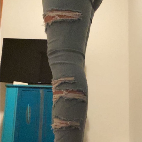 American Eagle Jeans - Picture 6 of 7